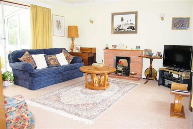 SITTING ROOM