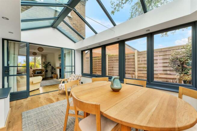 Garden Room.jpg