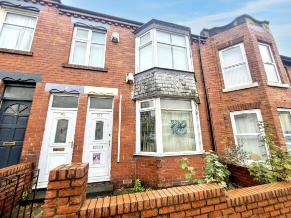 2-bed flat on South Eldon Street, Tyne Dock, South Shields, Tyne and Wear, NE33 5SX, £55,000