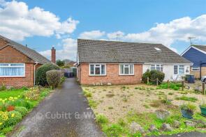 82, Charlesworth Drive, Waterlooville PO7 6AZ