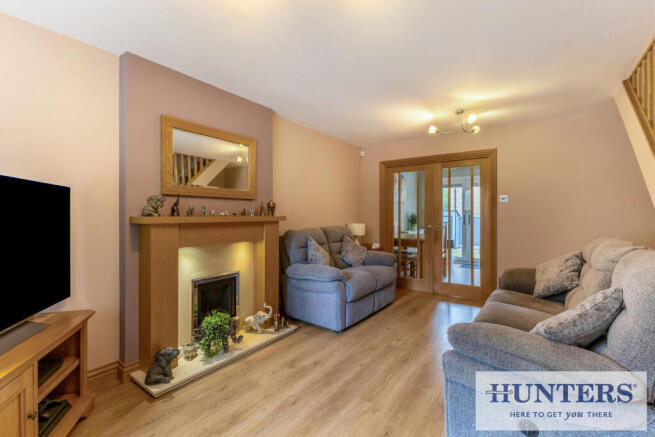 3 bed Semi-Detached for sale Image 4