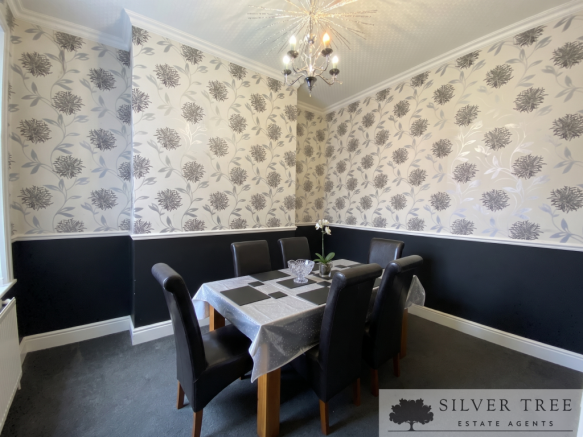 5 bed Terraced for sale Image 4