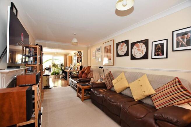 Sitting Room 1.JPG