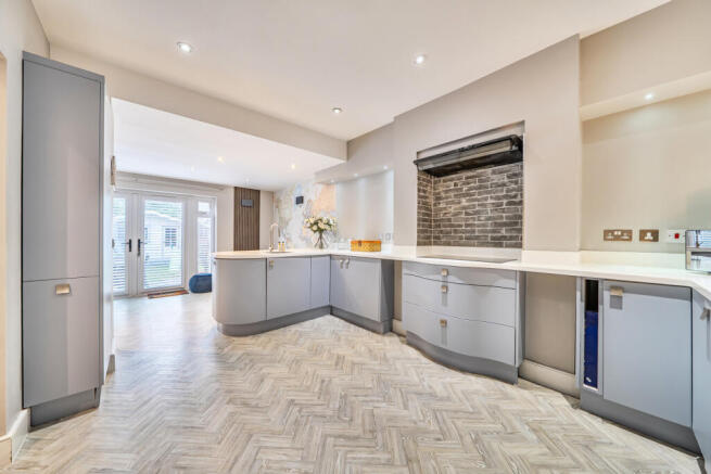 1396205-13-695e74...