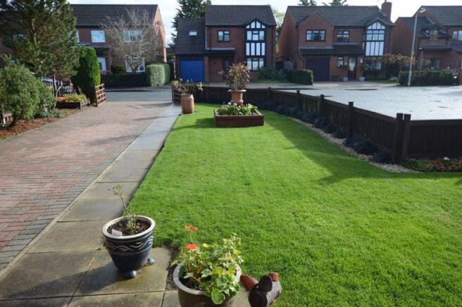 Front Garden &...