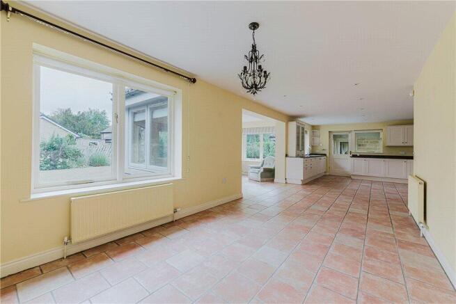3 bed Detached for sale Image 10