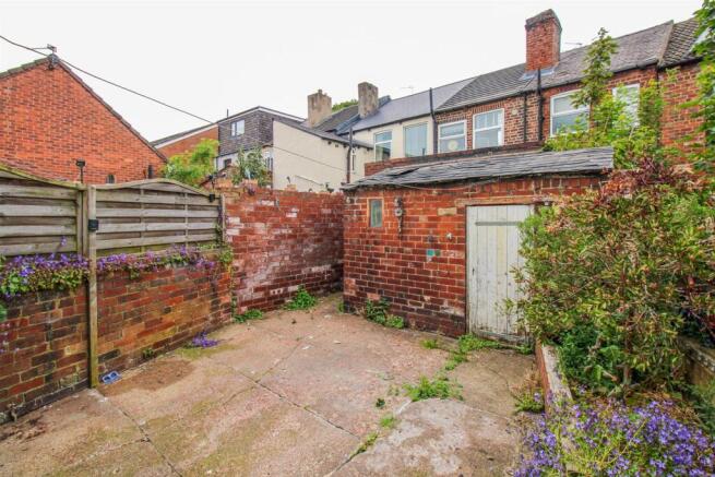 3 bed Terraced for sale Image 10
