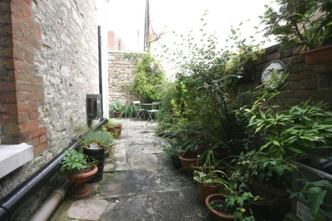 Courtyard Garden