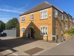 89, Kings Drive, Bristol BS34 8RQ