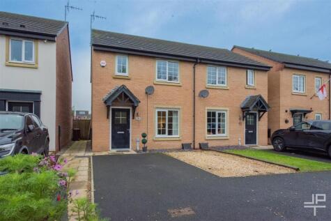 Baines Close, Leigh, WN7 4BP