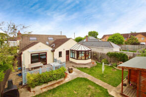 Broadlands, Oxenpill, Meare, Glastonbury BA6 9TQ