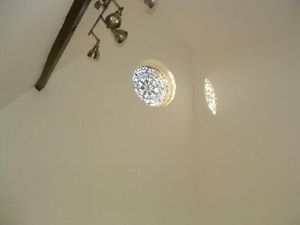 FEATURE WINDOW