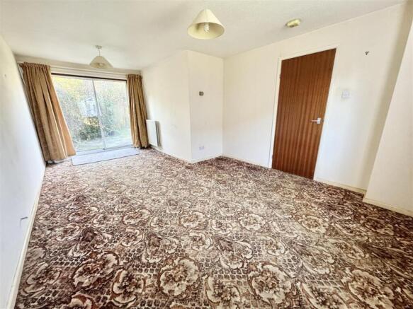 Consort Close, Poole photo 2