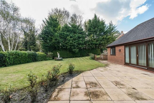 6 Ashby Park - Garden