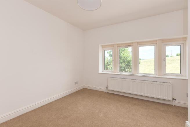 2 bed Cottage for sale Image 8