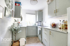 17, Rowan Close, Luton LU1 1JF