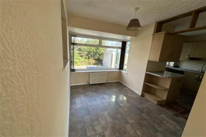 3 bed Bungalow for sale Image 6