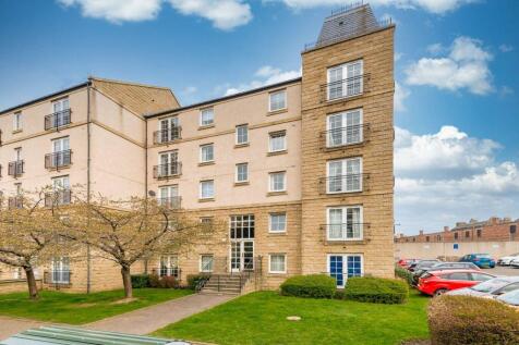 4/14 Steads Place, Leith, Edinburgh, EH6 5AD