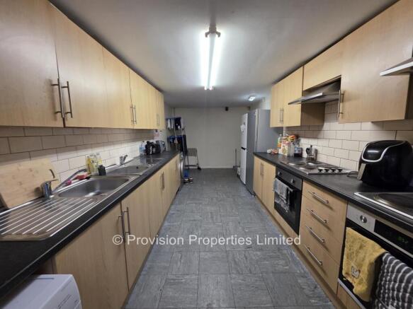 Ash Grove, Hyde Park, Leeds, LS6 – pohled 5