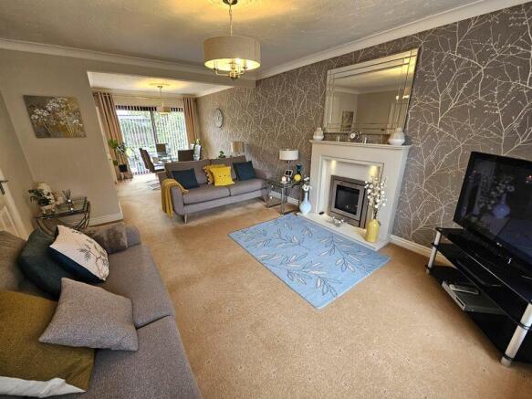 Lounge into Dining Room 13