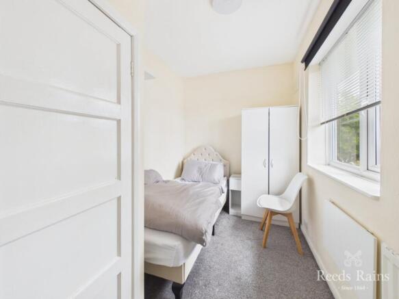 3 bed Semi-Detached for sale Image 9