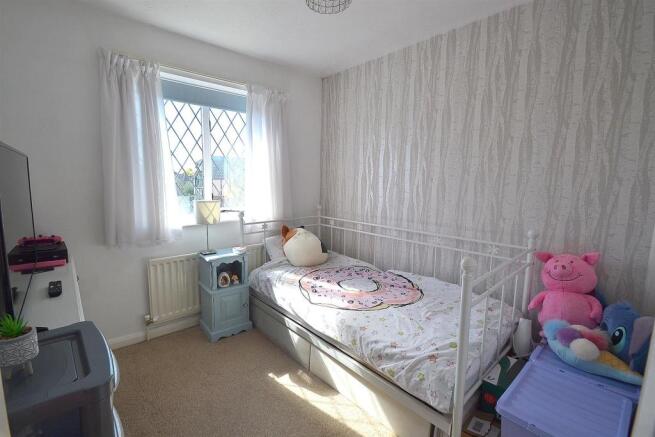 1NURSERYBED3.JPG