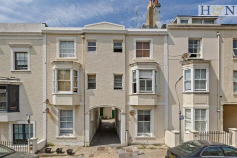 Farm Road, Hove