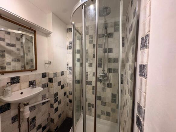 Shower-room_1