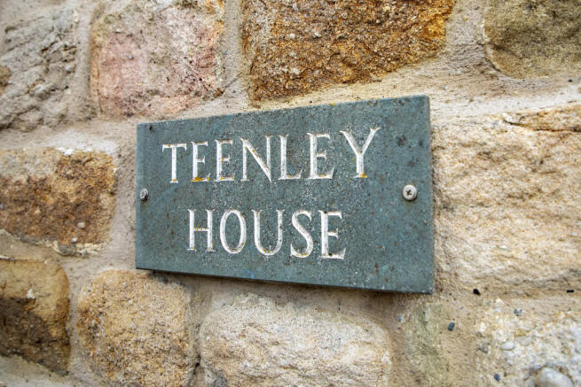 Teenley House