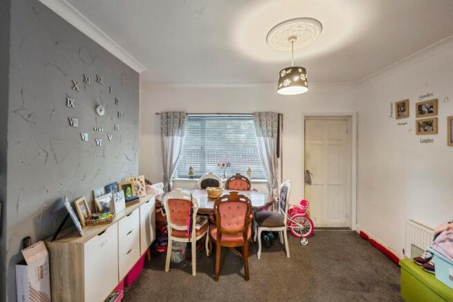 3 bed Terraced for sale Image 7