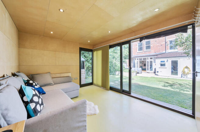 Birch Grove, Lee, London, SE12 photo 4