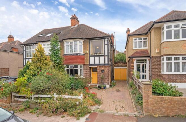 Cheviot Road-14.JPG