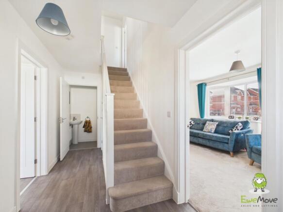 EweMove Estate Agents Basingstoke - Deanlands Road