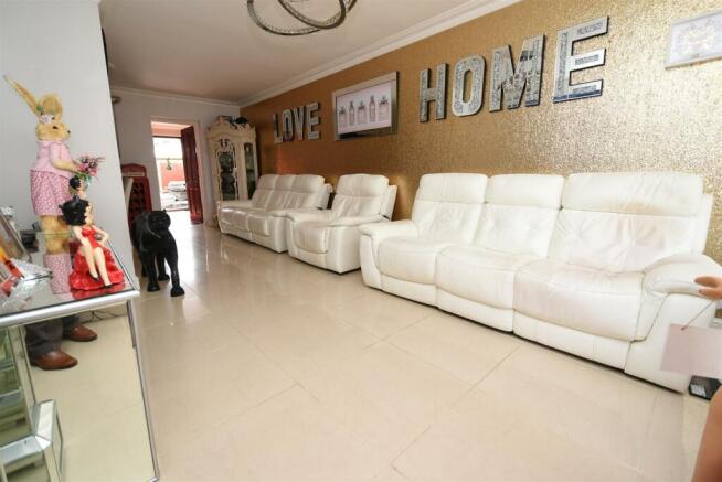 Lounge Diner