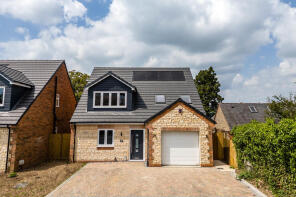 84, London Road, Wollaston NN29 7QS