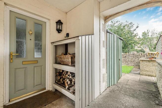 2, Saxons Close, Rouses Lane, Filkins photo 4