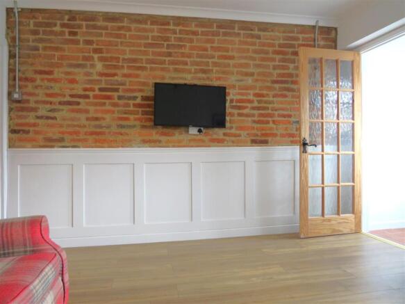Phoenix Place, Devizes photo 4