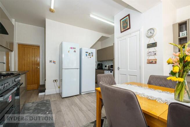 3 bed Terraced for sale Image 5