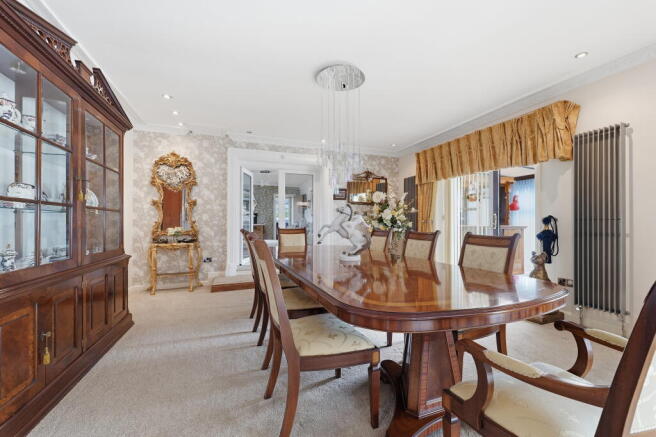 2 bed Bungalow for sale Image 12