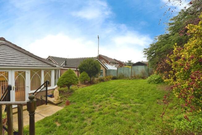 3 bed Bungalow for sale Image 4