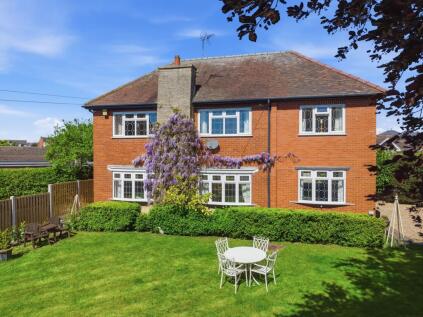Hollin Hill Road, Clowne, S43