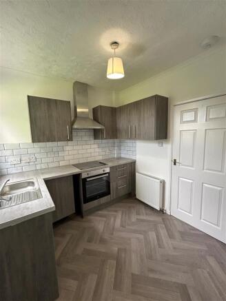 30 Peden Avenue Kitchen.jpg