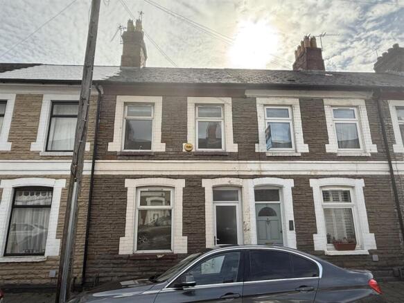 2 bed terraced house to rent Cyfarthfa Street, Ca