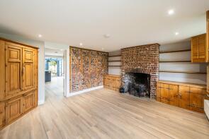 25, West Place, London SW19 4UH