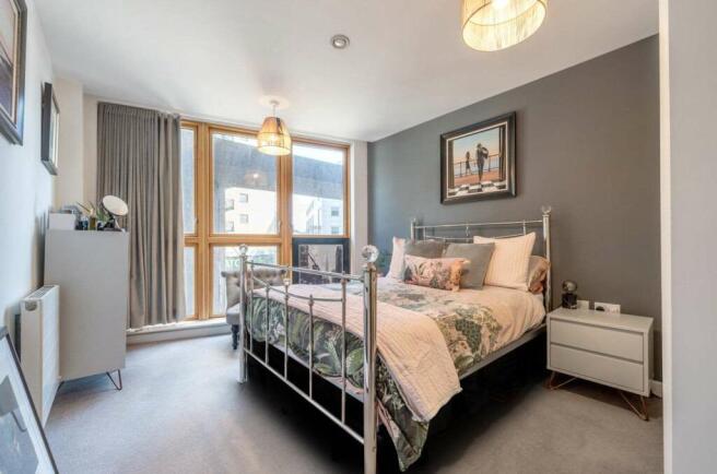 Bedroom 1 (Double)