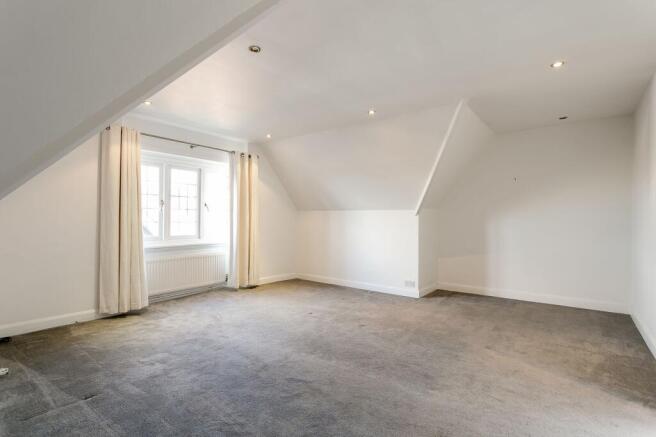 2 bed Apartment for sale Image 9