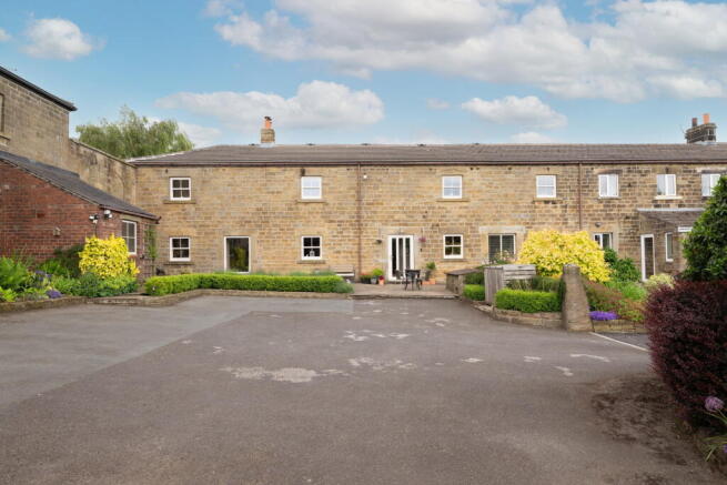 4 bed Barn Conversion for sale Image 5
