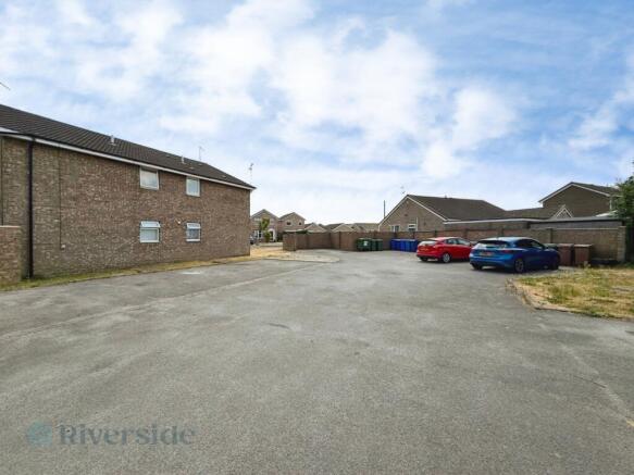 Studio for sale Image 11