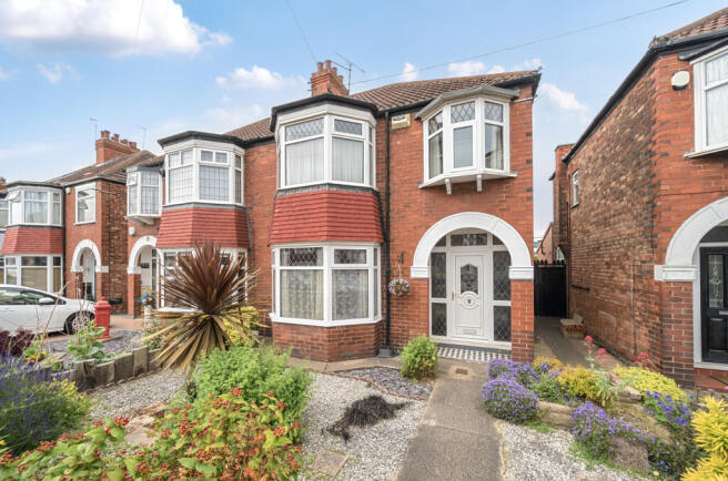 3 bed Semi-Detached for sale in hull