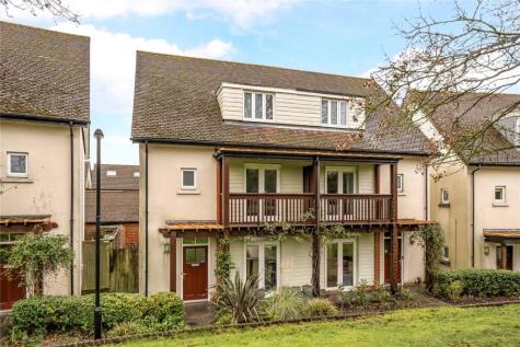 Whateley Close, Guildford, Surrey, GU2